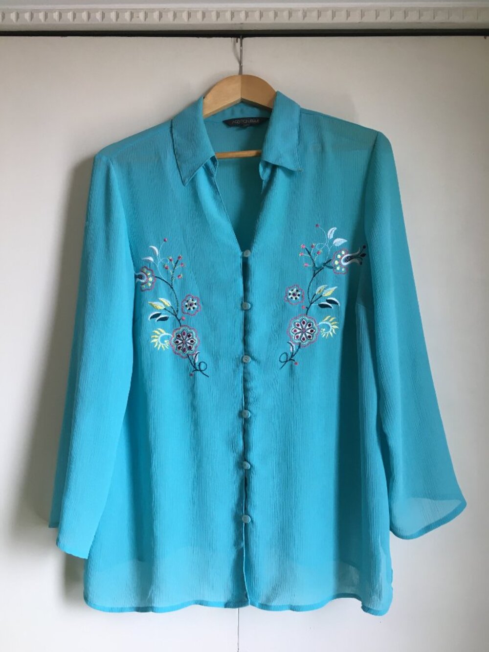 FREE W/ BUNDLE Addition Elle Cyan Blue Floral Embroidered Sheer Plisse Blouse 14